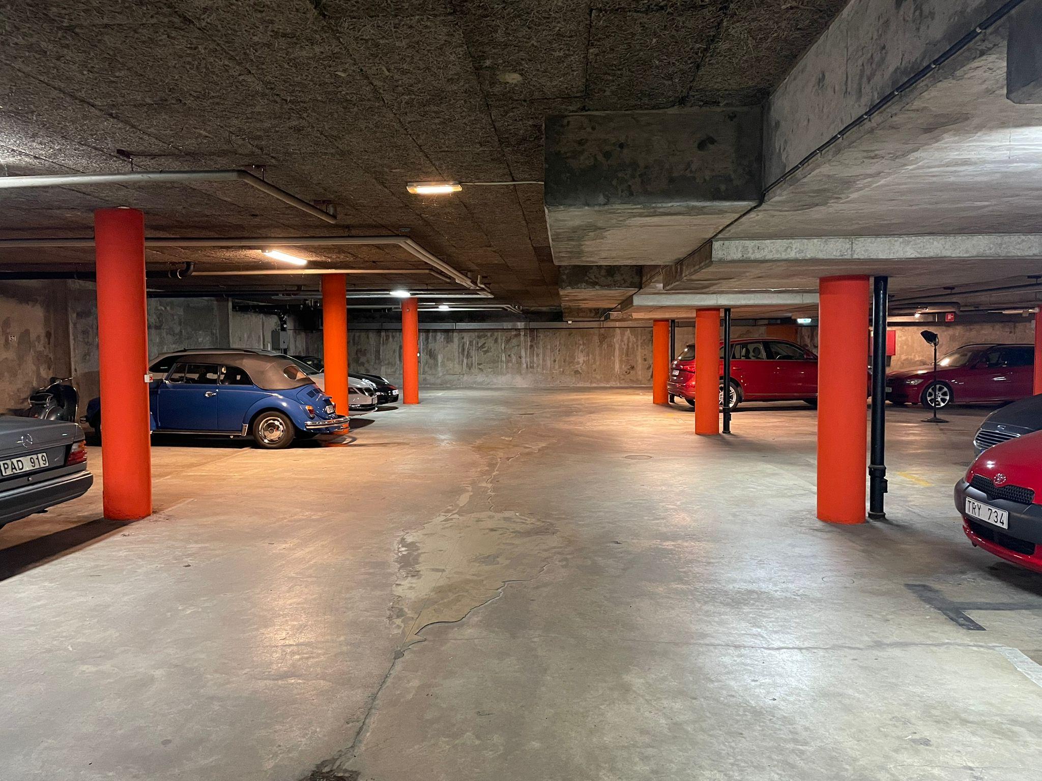 Ystad garage inifrån